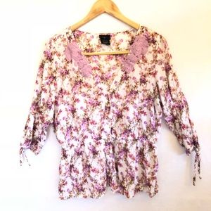 Torrid Top Women’s Large blouse floral 3/4 sleeve
